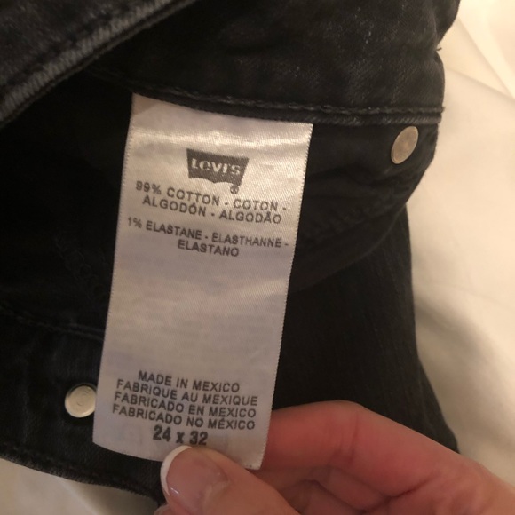 Levis Black Skinny Jeans - Picture 3 of 9